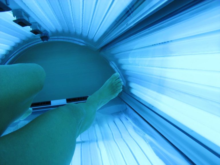 Sunbed vs Sunbathing Time Compared (May Shock You!) Hai Tanning